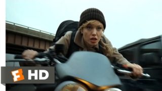 Salt (2010) – Freeway Chase Scene (3/10) | Movieclips